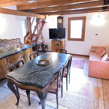 Papa Paolo Ii Apartment